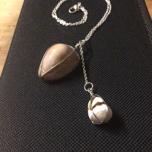 Double pendant sea shell necklace
